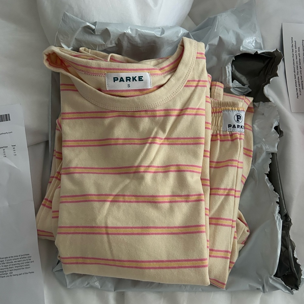 PARKE Women's Short Sleeve Tee - Cream and Pink Stripes
